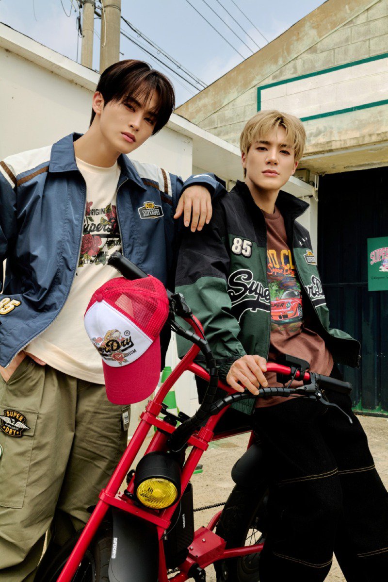 F_마크 제노 240611_SUPERDRY_12690 final2.jpg